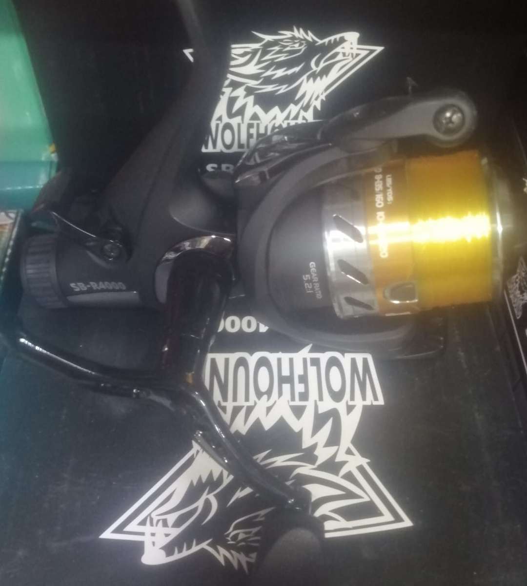 Wolfhound SB-R4000 Bait Runner, gear ratio 5:2:1