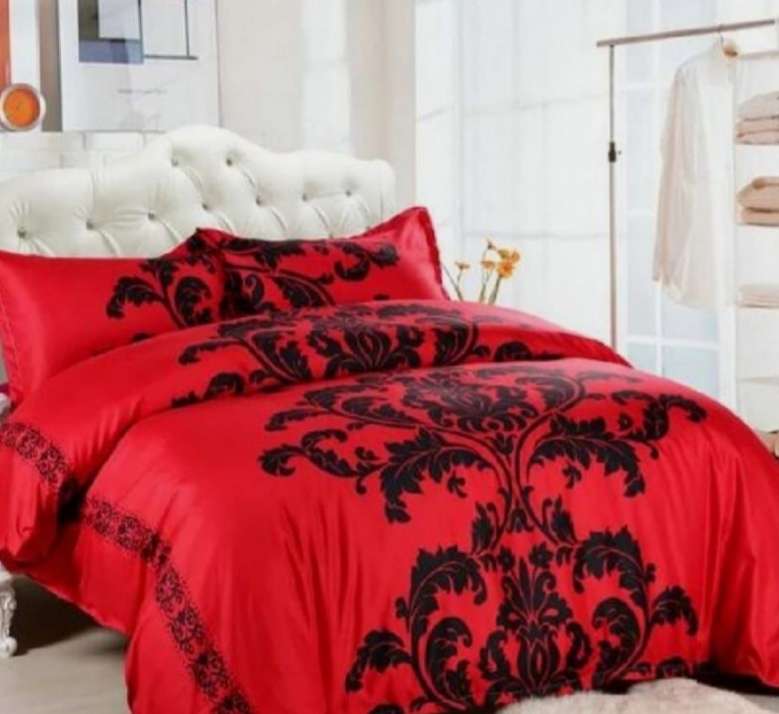 3pc King Cotton Duvet Cover set, includes 2 standard pillow cases, and 1 duvet cover (cotton)
