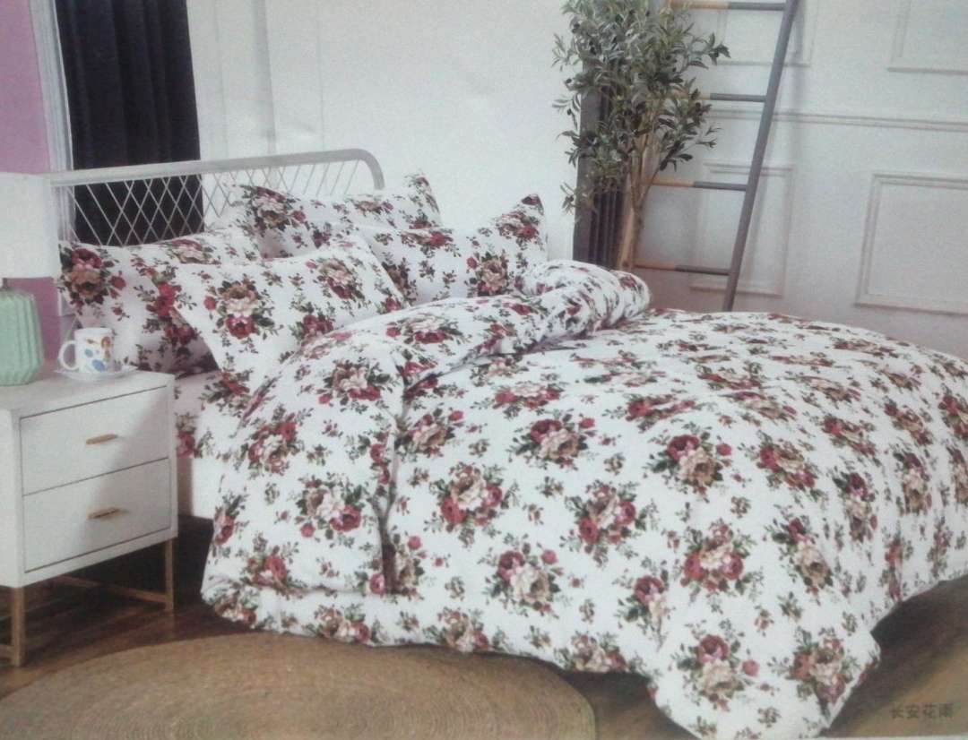 6pc Queen Set Floral Duvet Cover, 2 standard + 2 continental pillow cases, 1x flat sheet