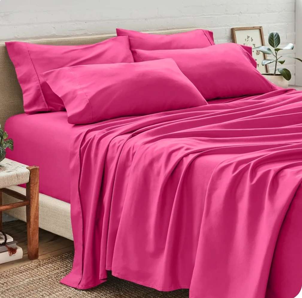 4pc Queen Sheet Set, includes 1 Flat sheet, 1 Fitted sheet and 2 Std pillowcases, Hot Pink Lined