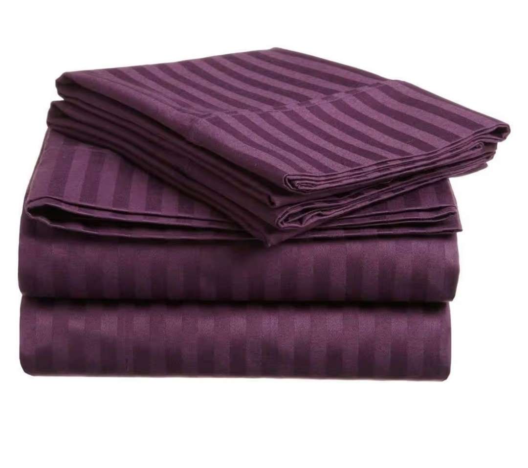 4pc King Sheet Set, includes 1 Flat sheet, 1 Fitted sheet and 2 Standard pillow cases, Purple Lined