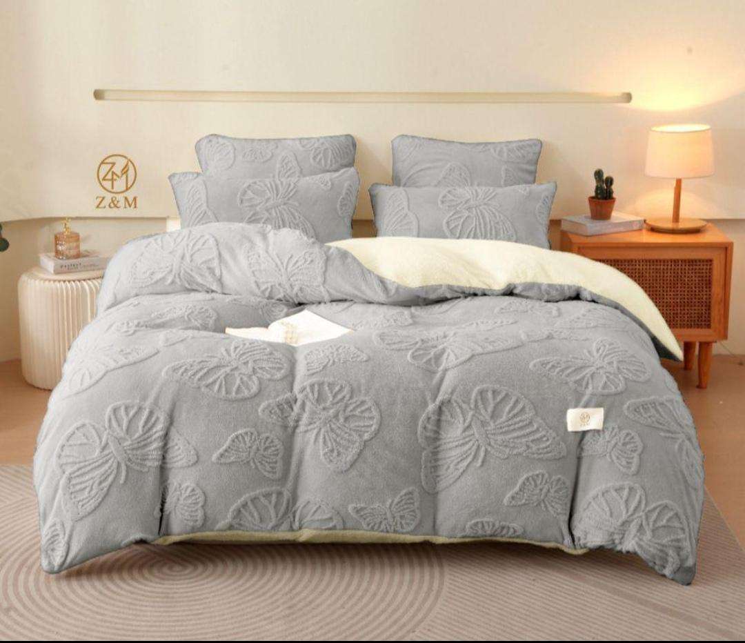 5Pc Butterfly Geometric Sherpa Fleece Comforter Set, Choose Colour and size (Queen or Double)