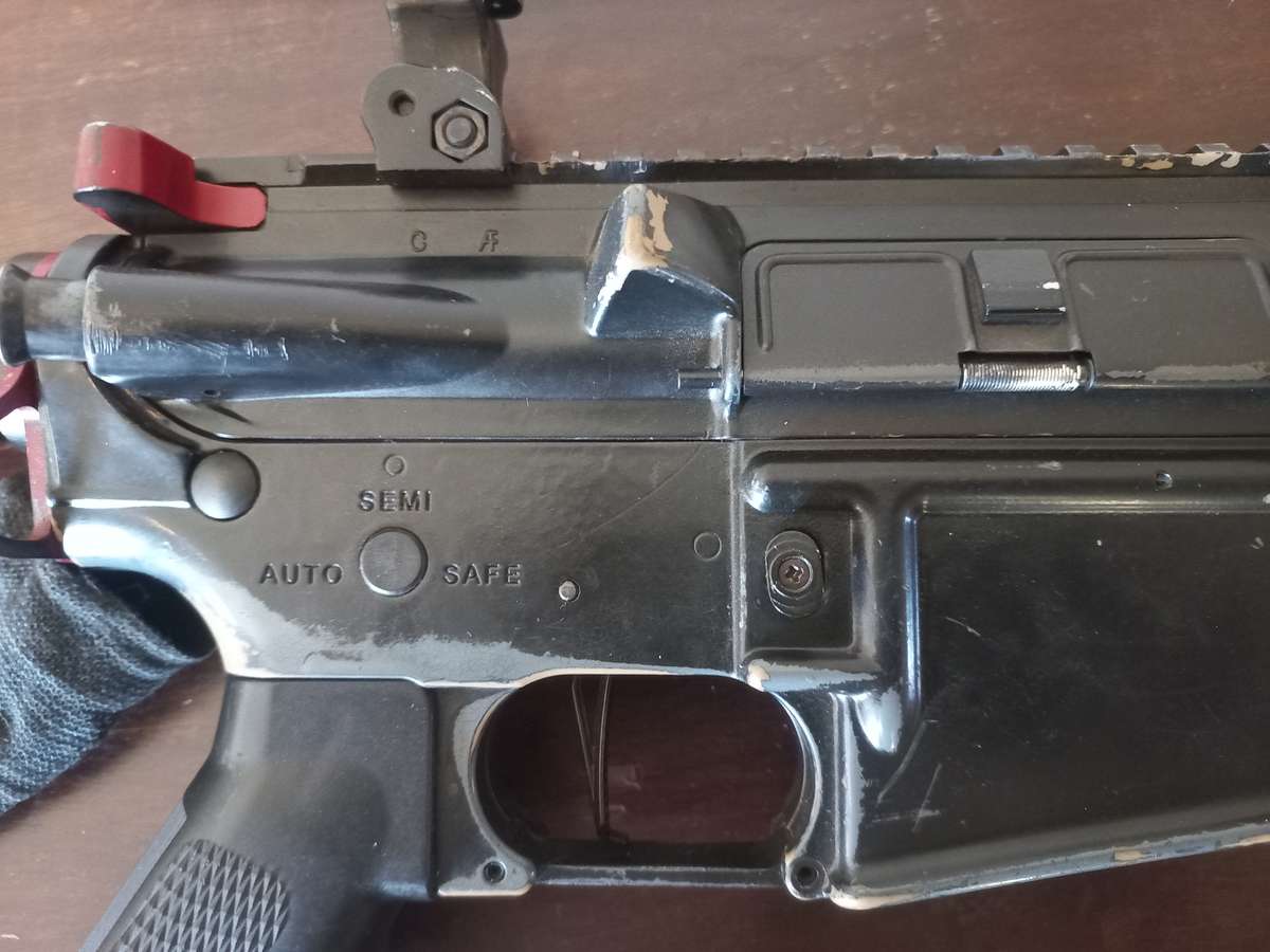 VFC VR 16 AIORSOFT GUN SEMI AUTOMATIC  RIFEL