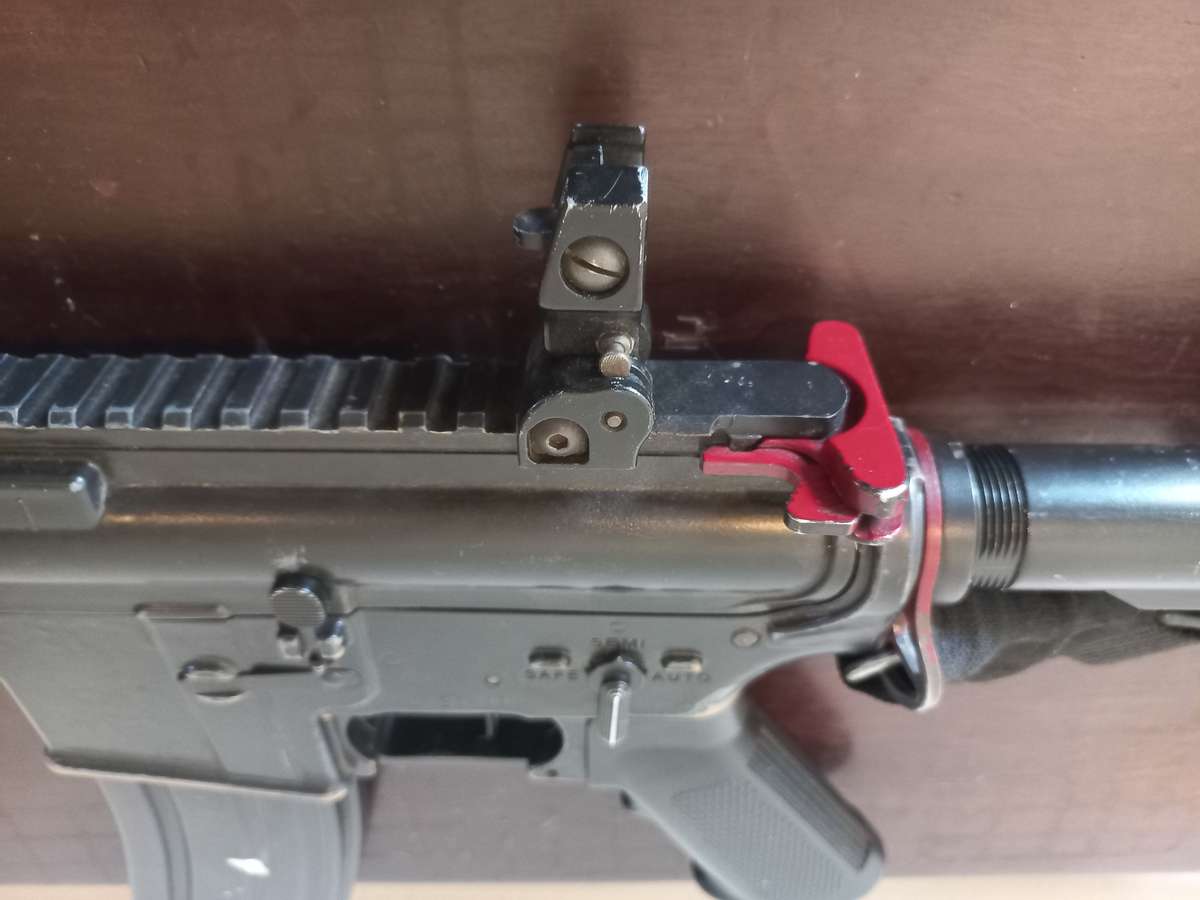 VFC VR 16 AIORSOFT GUN SEMI AUTOMATIC  RIFEL