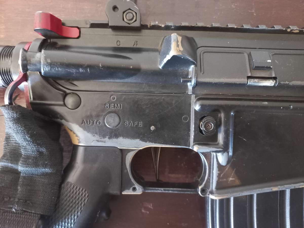 VFC VR 16 AIORSOFT GUN SEMI AUTOMATIC  RIFEL