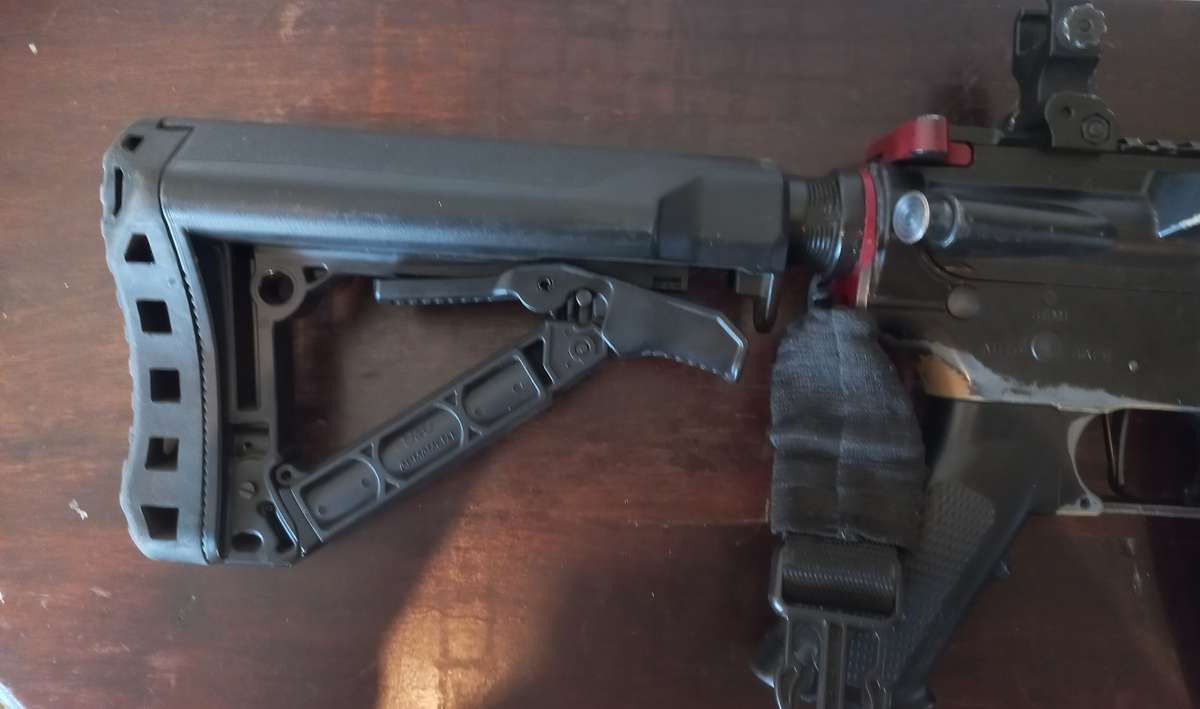 VFC VR 16 AIORSOFT GUN SEMI AUTOMATIC  RIFEL