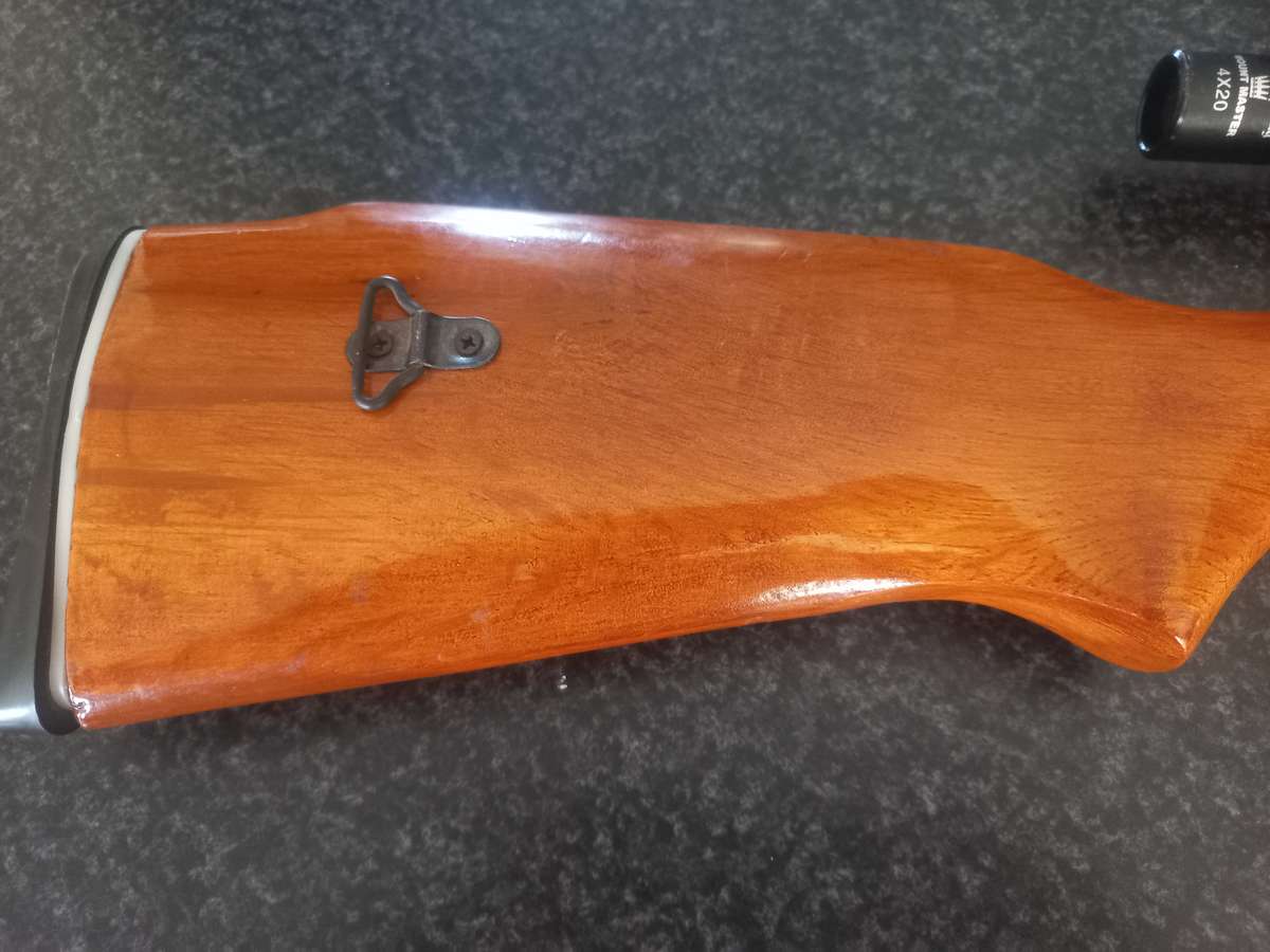 PELET GUN WITH PERISCOPE IN VERY GOOD CONDITION