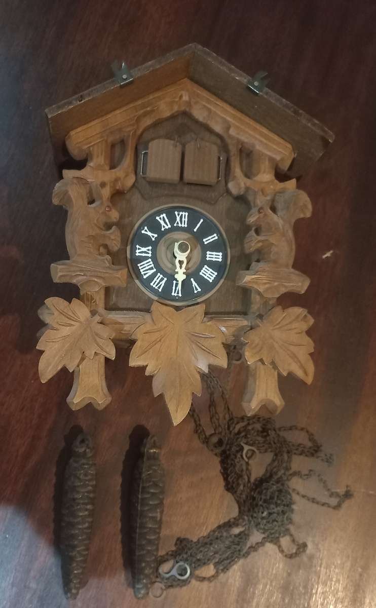 VINTAGE CUCKOO CLOCK - MADE IN SWITERLAND