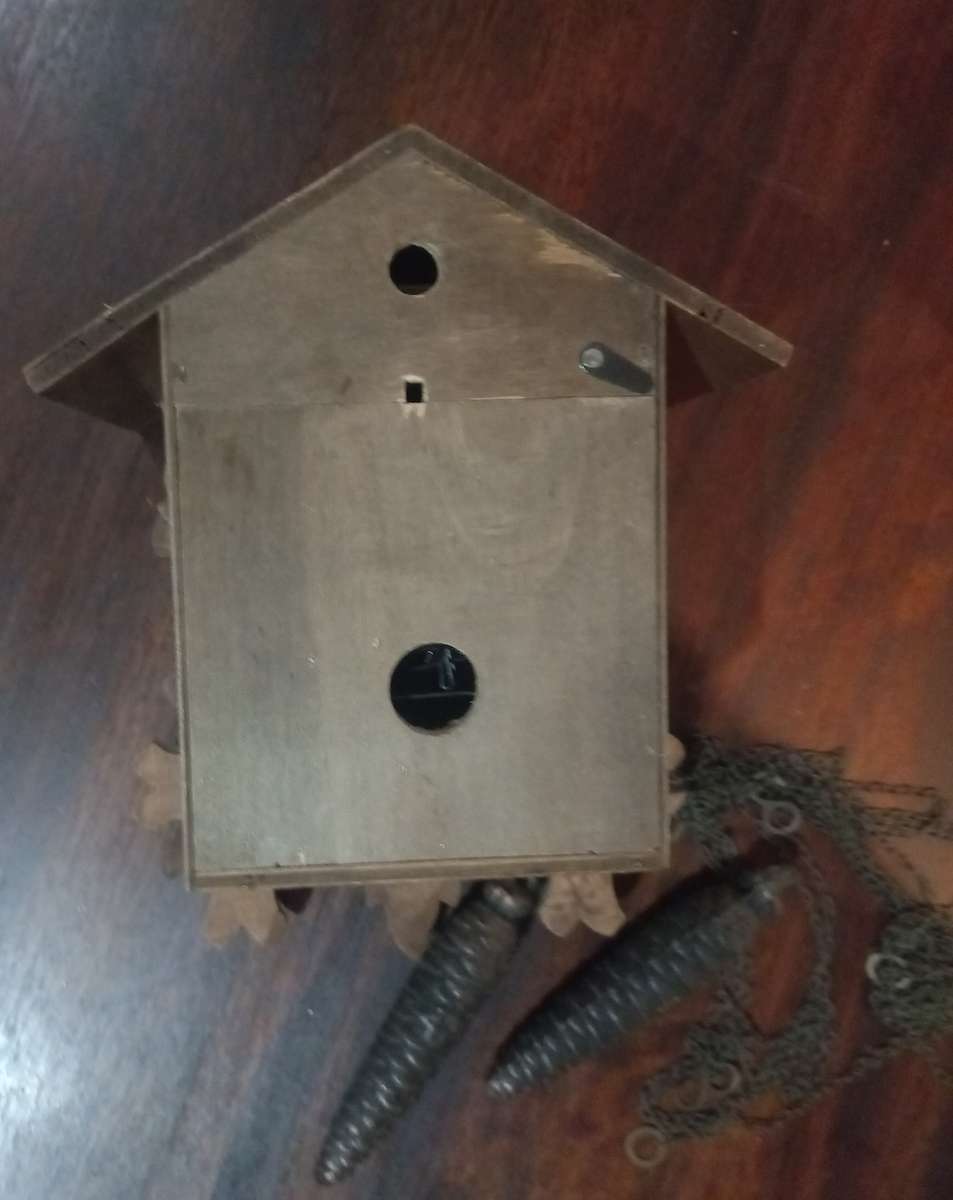 VINTAGE CUCKOO CLOCK - MADE IN SWITERLAND