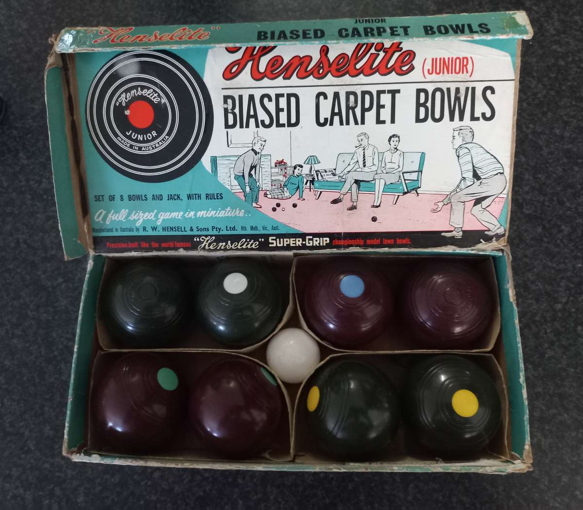 VINTAGE HEMSELITE [JUNIOR] BIASED CARPET BOWLS IN ORIGINAL BOX