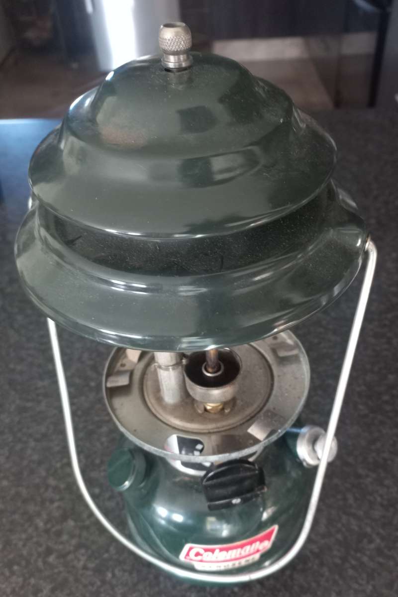 COLEMAN PARAFIN LAMP  MADE IN THE USA
