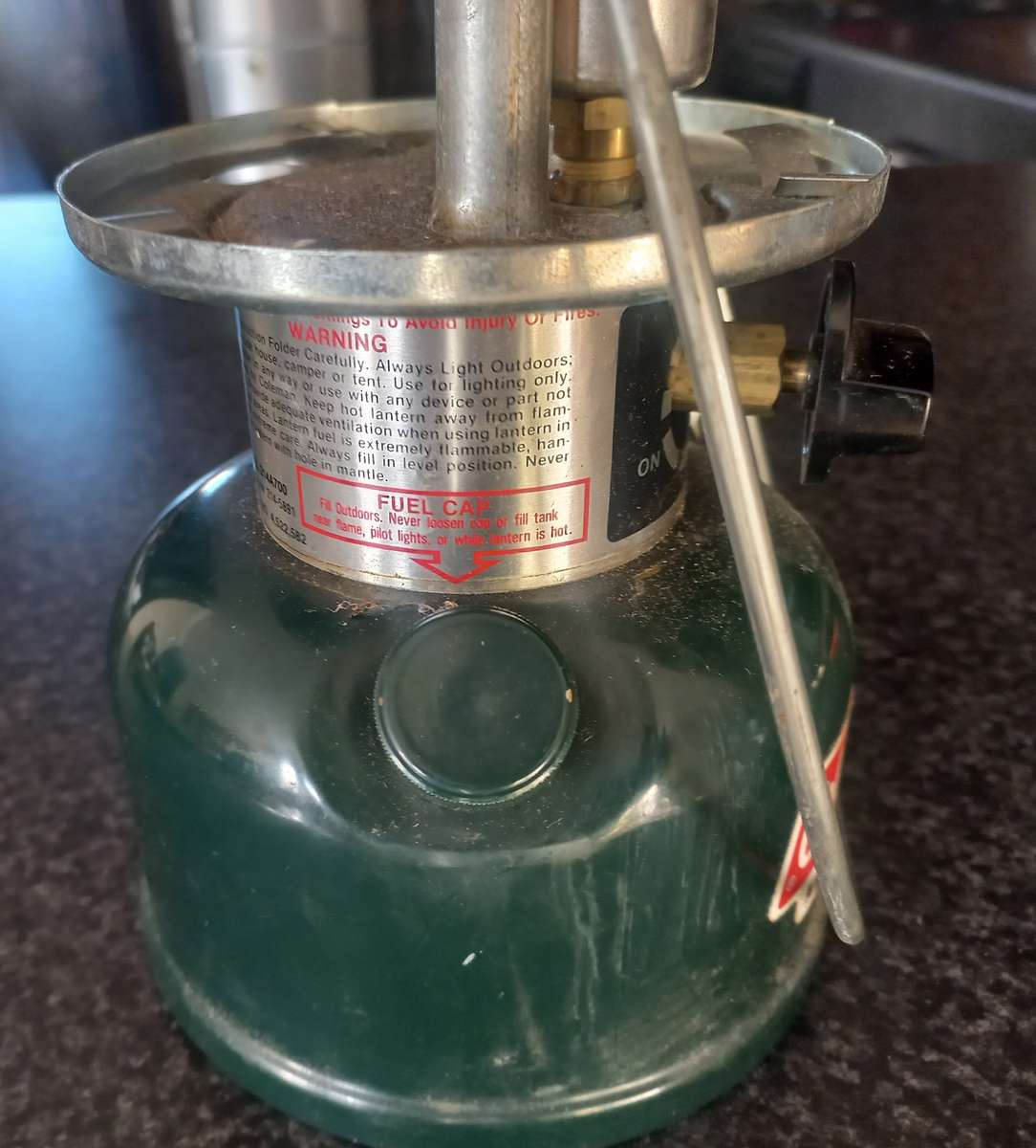 COLEMAN PARAFIN LAMP  MADE IN THE USA