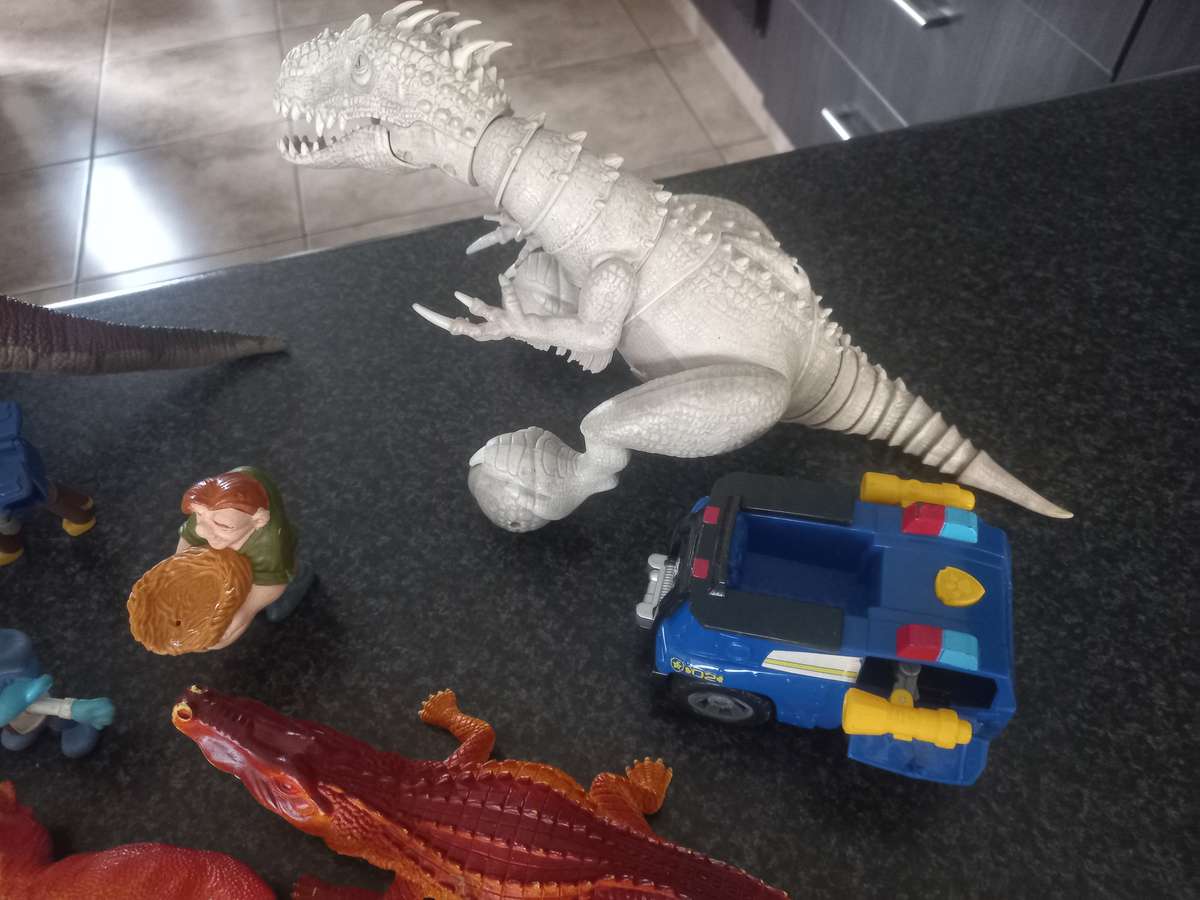 JOB LOT VINTAGE TOYS