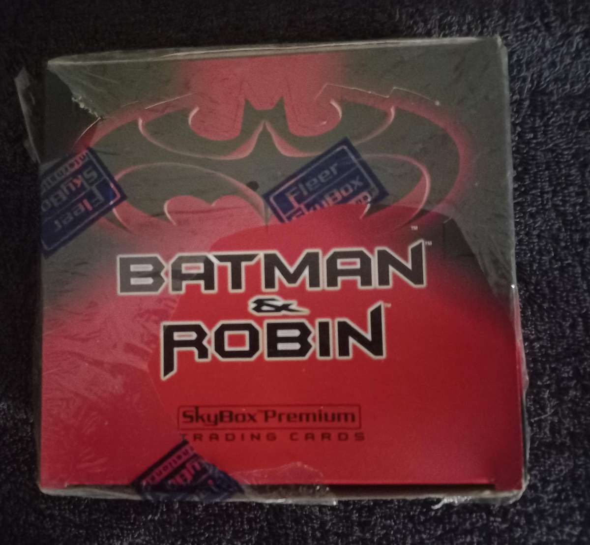 BATMAN AND ROBIN TRADING CARDS - 1987