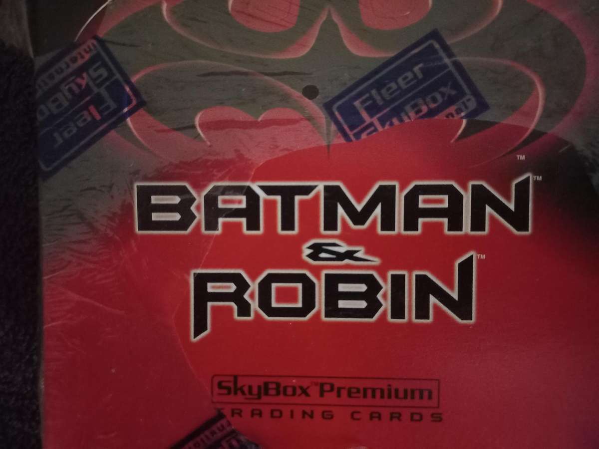 BATMAN AND ROBIN TRADING CARDS 1997