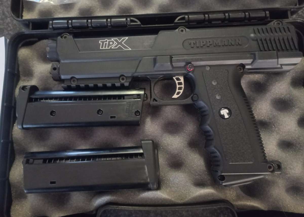 TIPPMANN TIPX .68 CALIBRE PAINBALL PISTOL