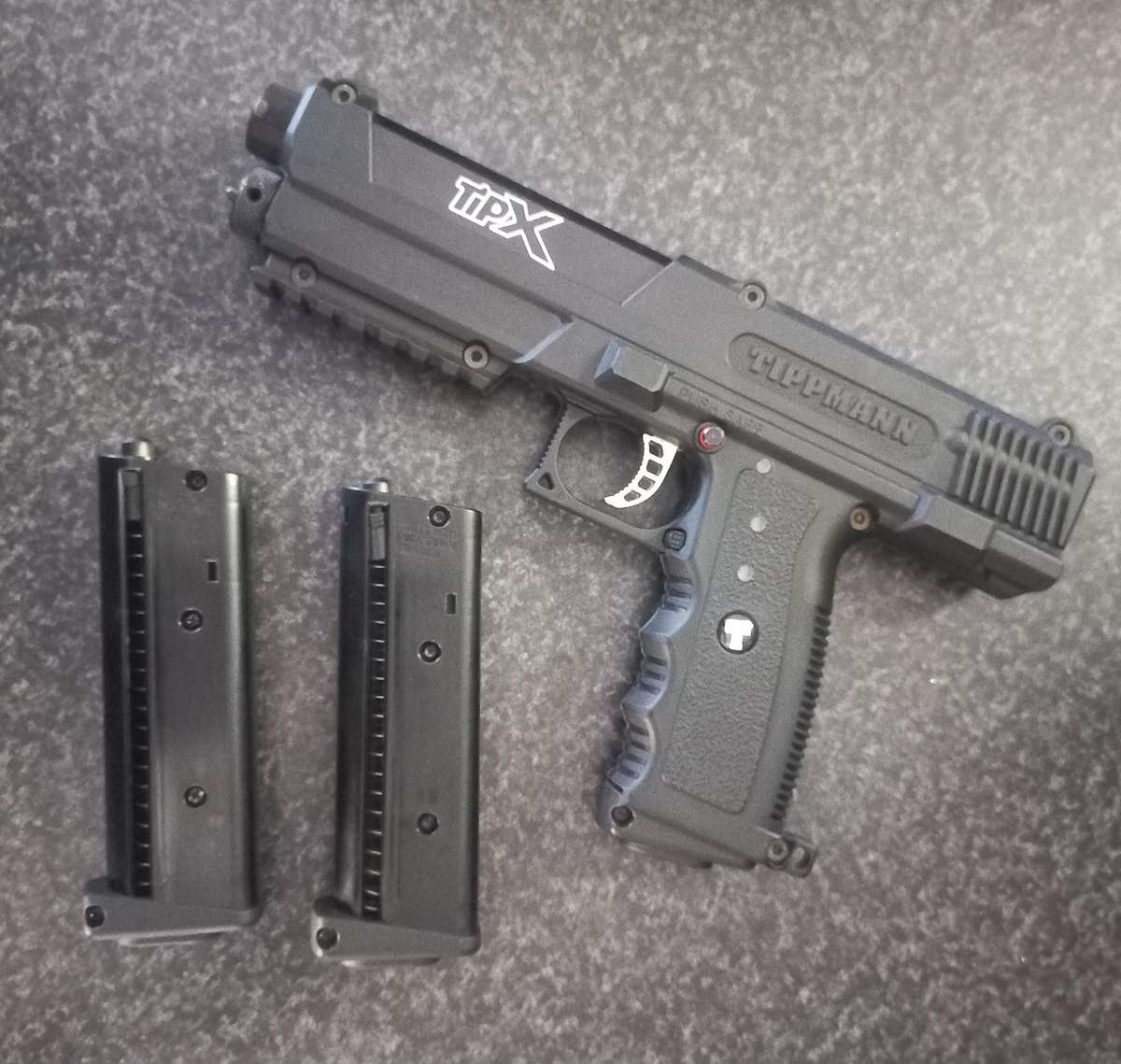 TIPPMANN TIPX .68 CALIBRE PAINBALL PISTOL