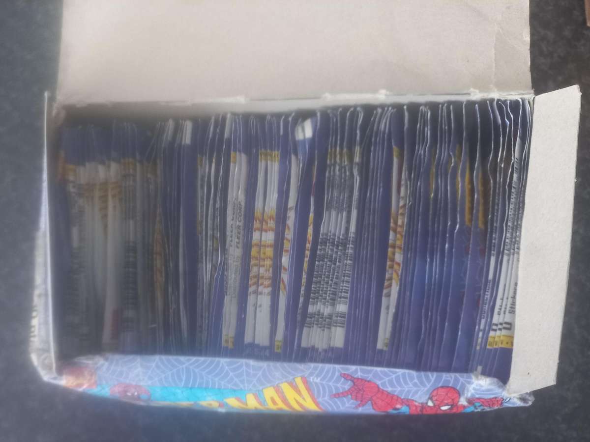 SPIDERMAN STICKERS AND BOOK - MADE ITALY