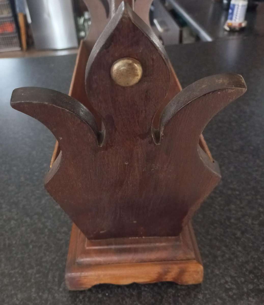 OLD WOODEN BOOK RACK IN GOOD CONDITION