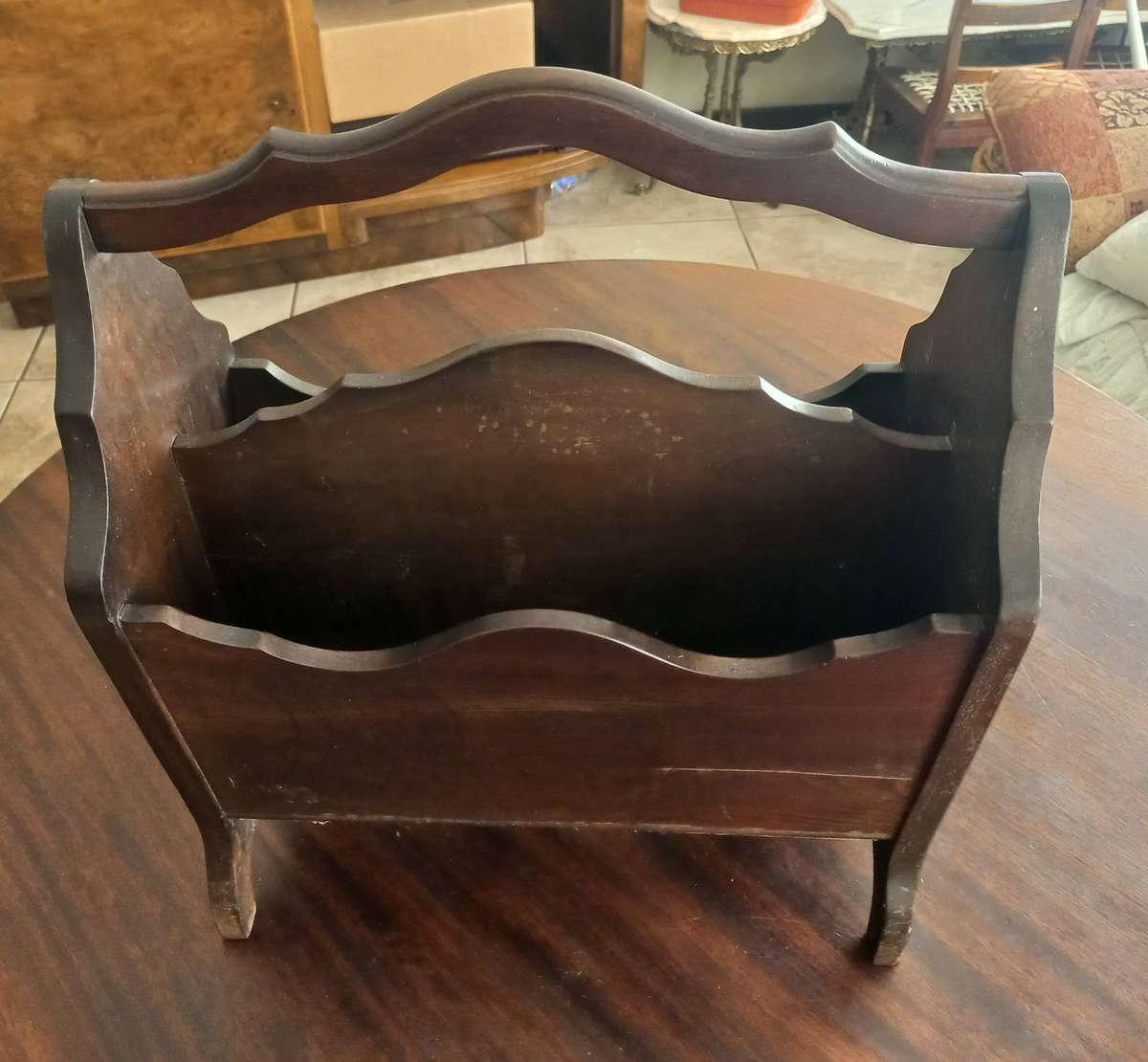 VINTAGE WOODEN BOOKRACK IN VERY GOOD CONDITION