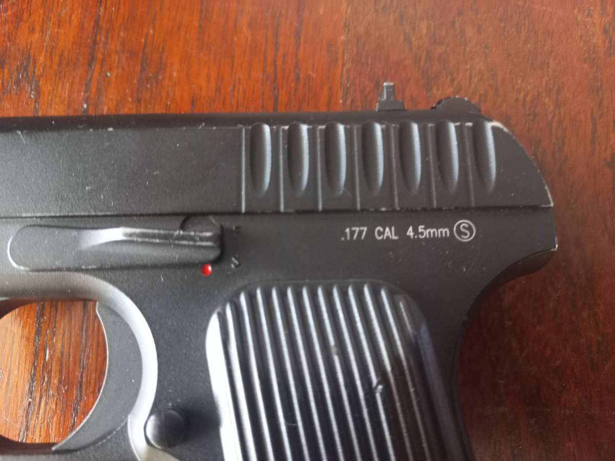 GAS KWC P[ISTOL - MADE IN TAIWAN