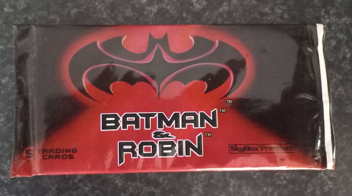 BATMAN AND ROBIN TRADING CARDS IN SEALED PACKETS - 1997