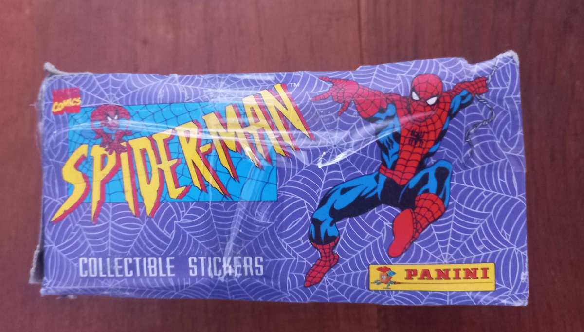 SPIDERMAN COLLECTABLE STICKERS IN BOX PLUS MAGAZINE - PANINI 1995