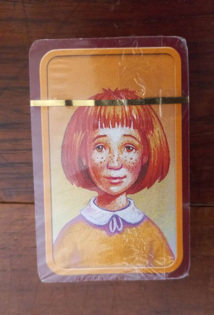 HARRY POTTER PLAYING CARDS - IN SEALED PACKETS