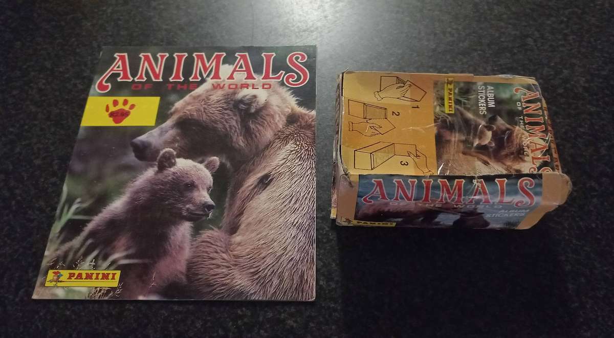 ANIMAL OF THE WORLD COLLECTABLE STICKERS AND BOOKIE