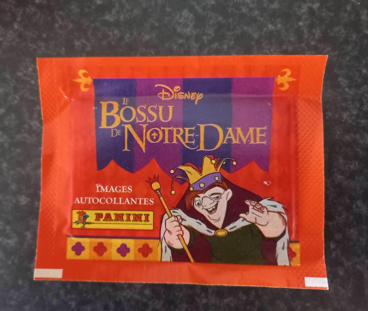 DISNEY THE HUNCHBACK OF NORTRE DAME TRADING CARDS