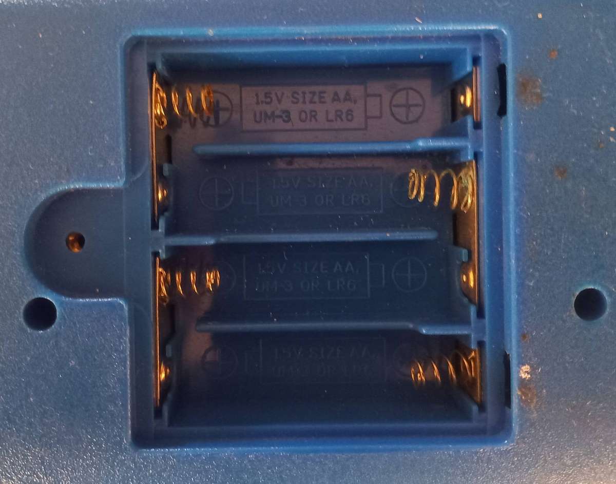 CHICO CHILDRENS PIANO IN VERY GOOD WORKING CONDITION