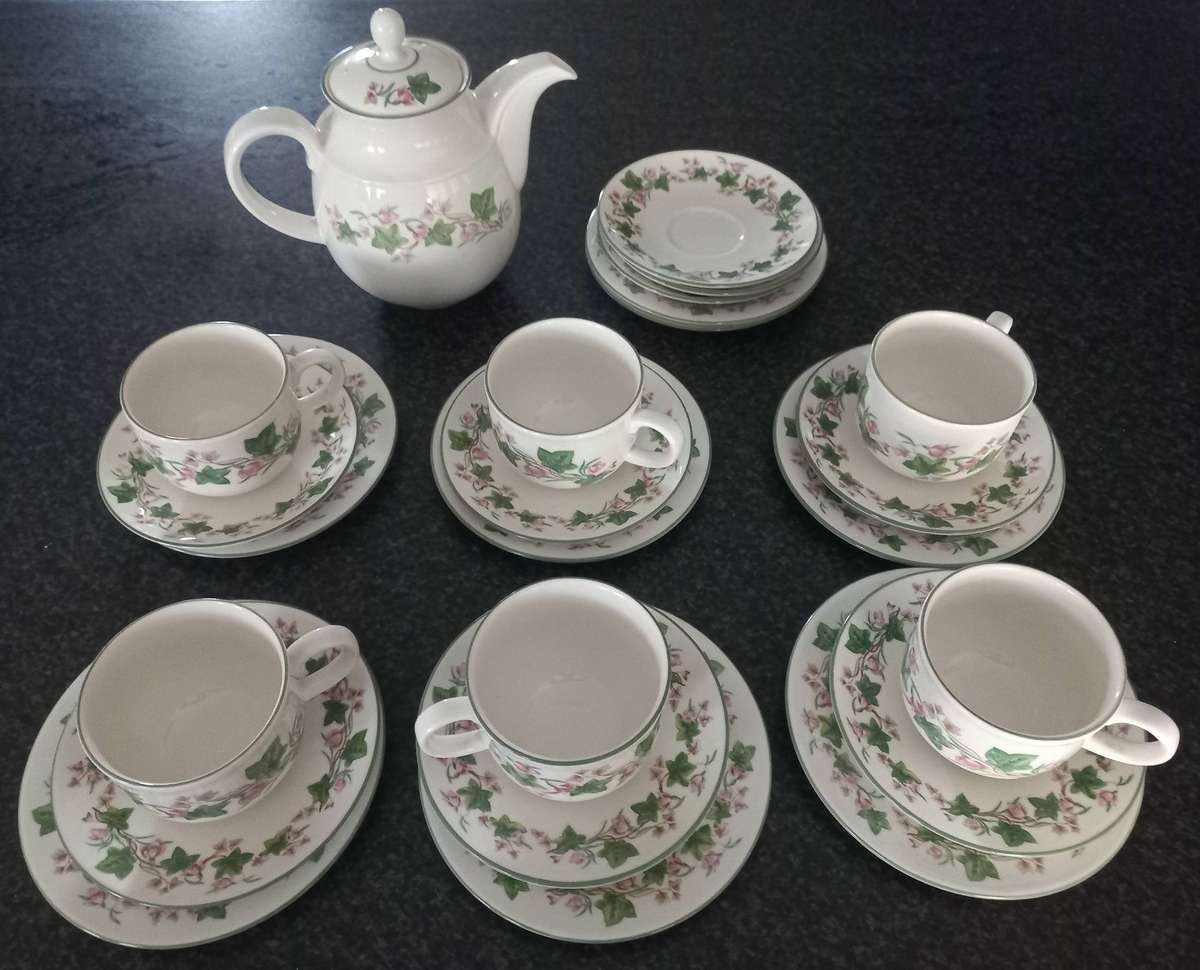 ROYAL DOULTON EXPRESSIONS TEA SET - 1991