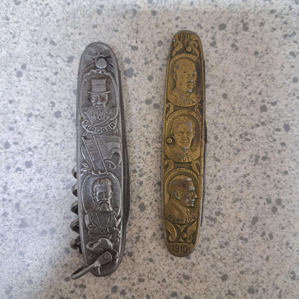 2 x Old pocket knives