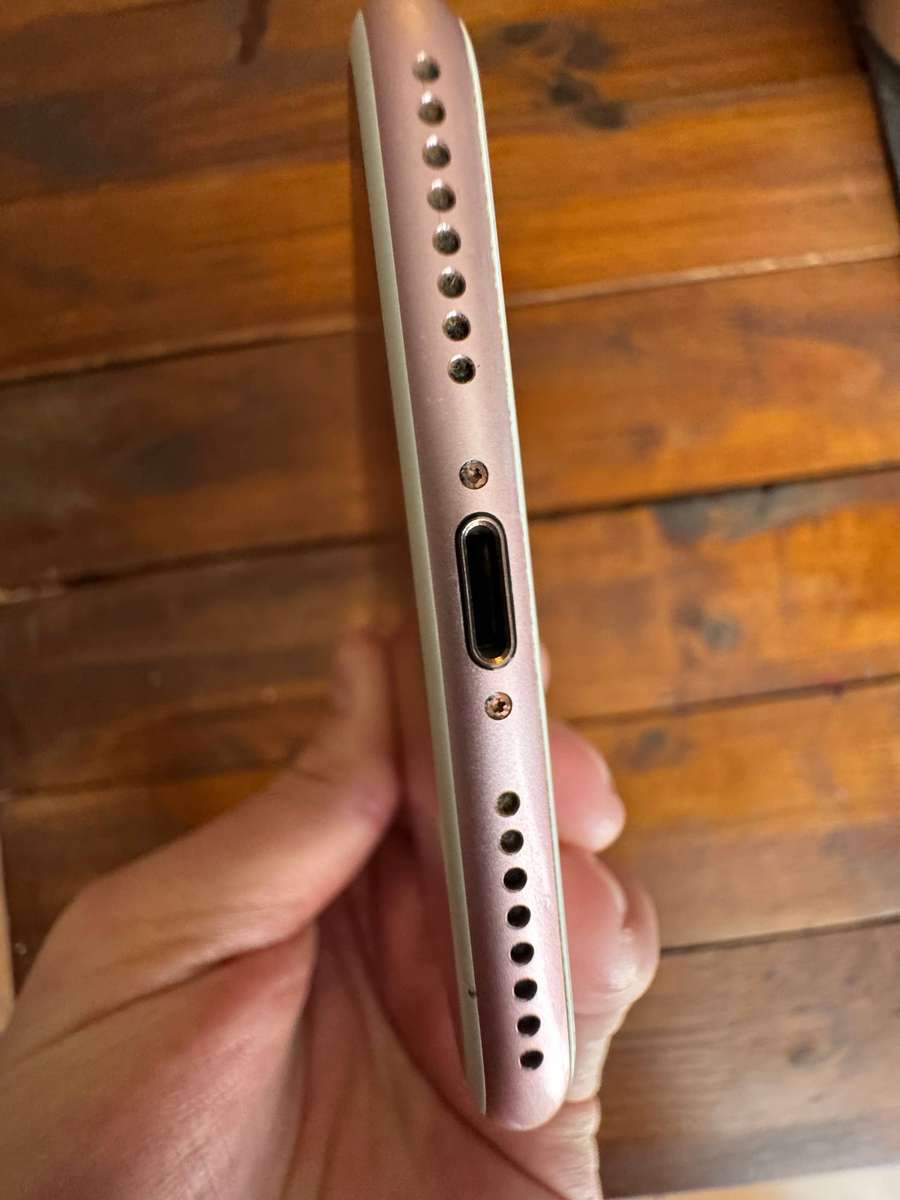 Apple iPhone 7 Plus | 128GB | Rose Gold | Quick Delivery