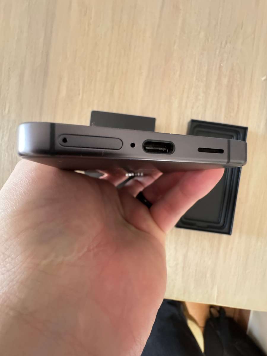 Samsung Galaxy S24 5G 256GB | Onyx Black | 8GB RAM | Snapdragon 8 Gen 3