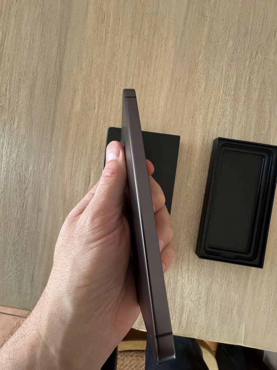 Samsung Galaxy S24 5G 256GB | Onyx Black | 8GB RAM | Snapdragon 8 Gen 3