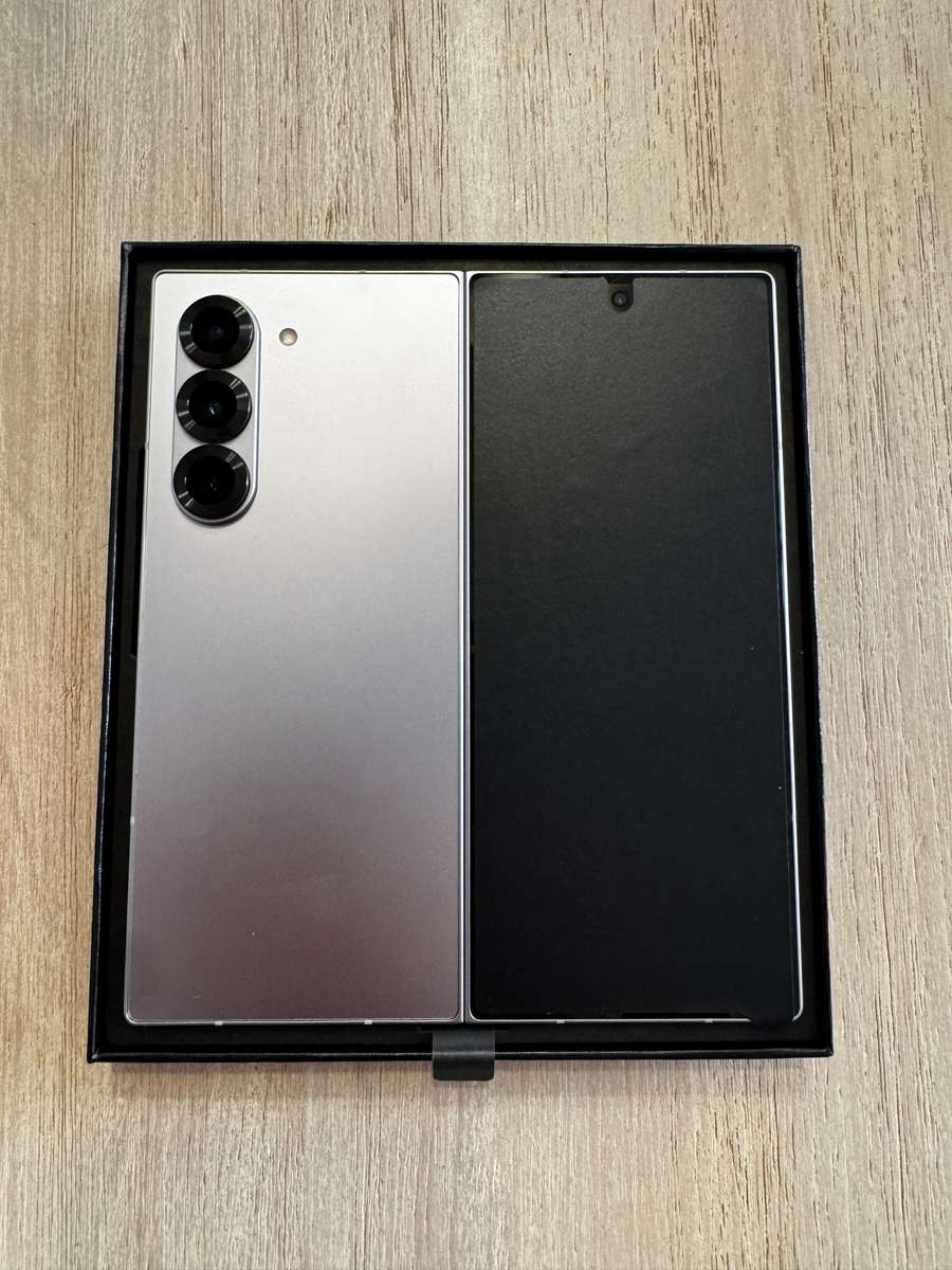 Samsung Z Fold 6 5G | Dual-Sim | 256GB | Silver Shadow