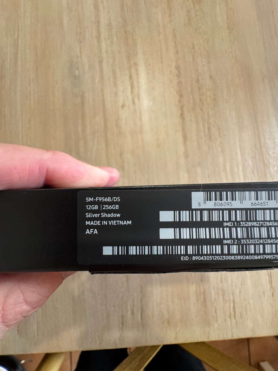 Samsung Z Fold 6 5G | Dual-Sim | 256GB | Silver Shadow