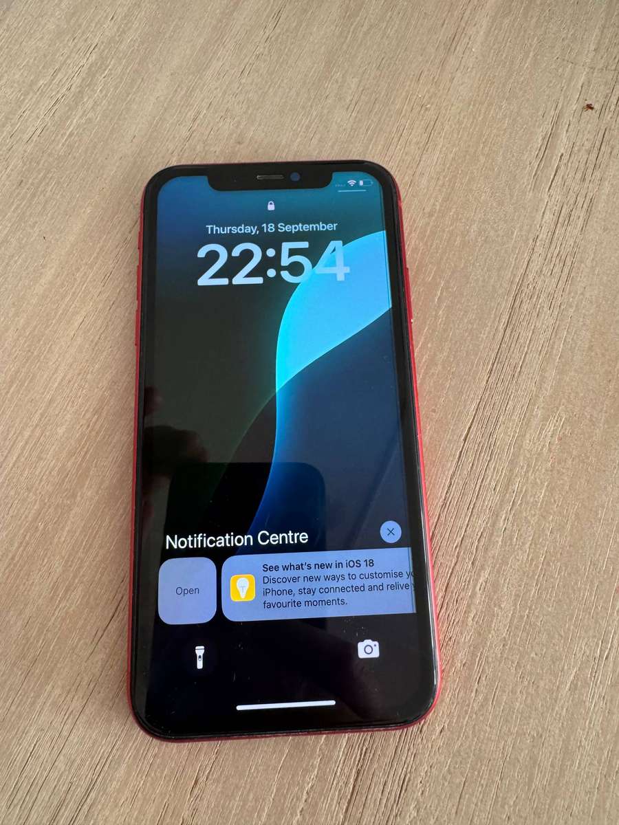 Apple iPhone 11 128GB Red | Quick Delivery