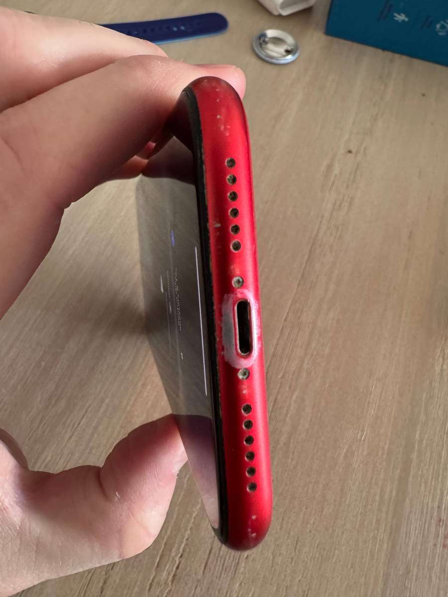 Apple iPhone 11 128GB Red | Quick Delivery