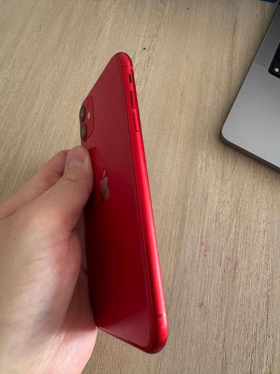 Apple iPhone 11 128GB Red | Quick Delivery