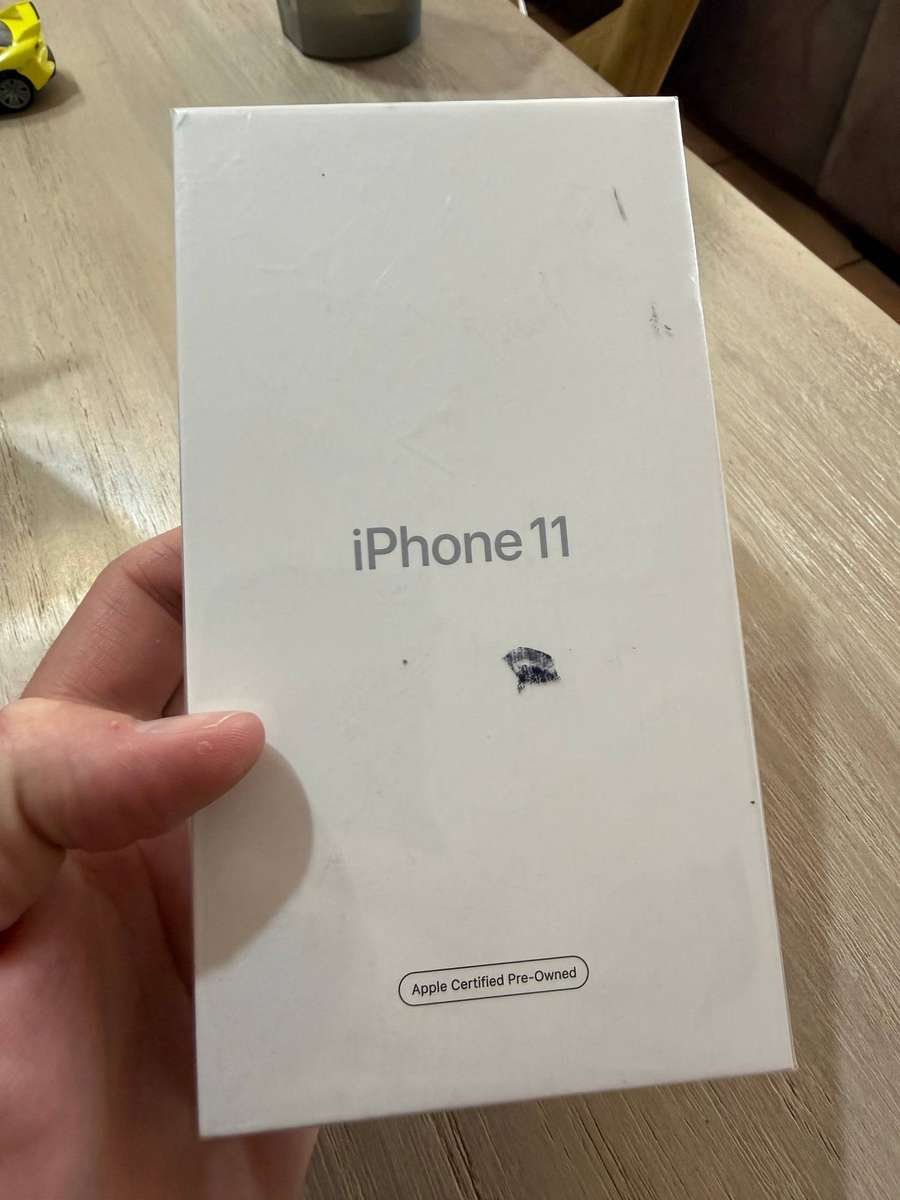 Apple iPhone 11 64GB Black