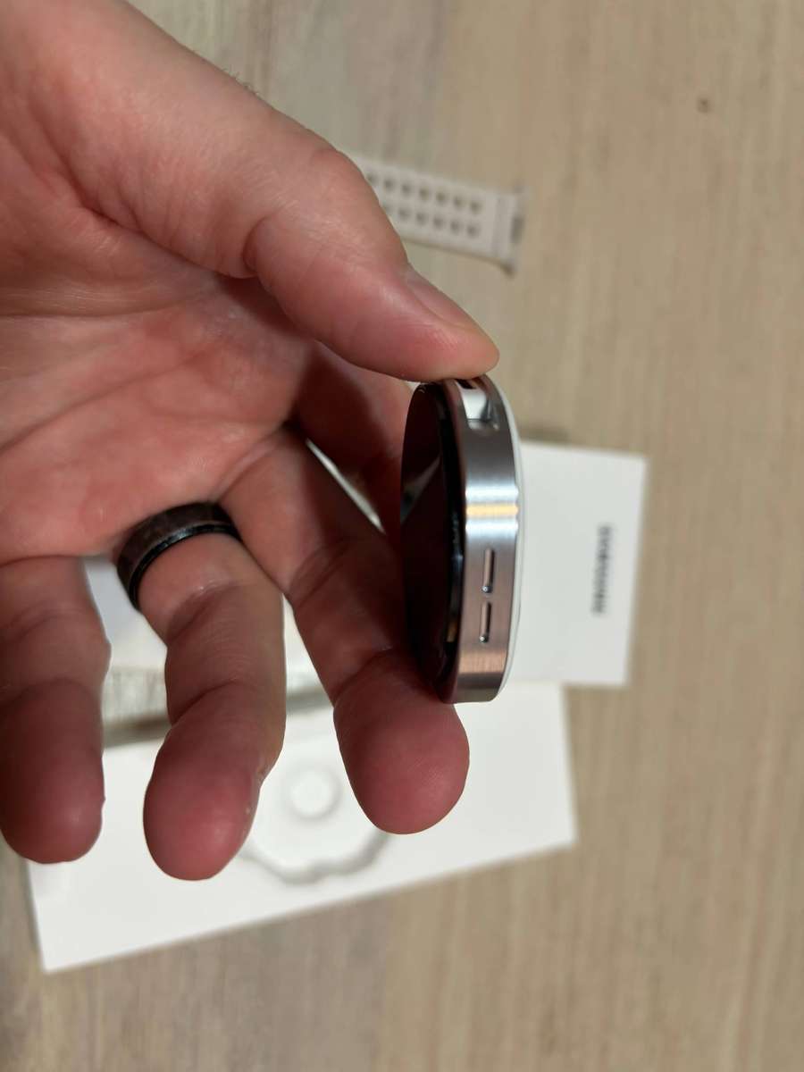 Samsung Galaxy Watch 8 44mm LTE White Smart Watch