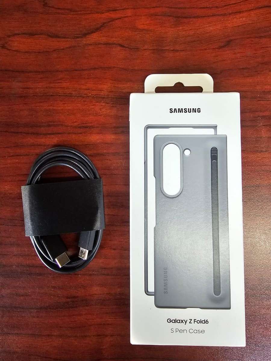 Samsung Z Fold 6 5G | Dual-Sim | 512GB | Silver Shadow | R2999 worth of extra's