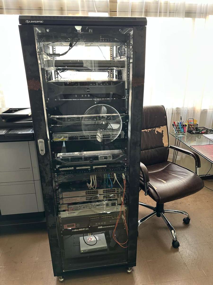 Cisco 2960 Catalyst Switch WS-C2960-24TC-L