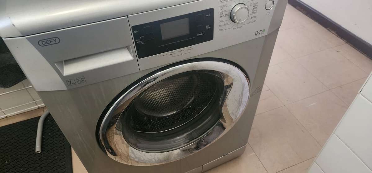 DEFY FRONTLOADER 7KG DAW 372 ECO ENERGY WASHING MACHINE