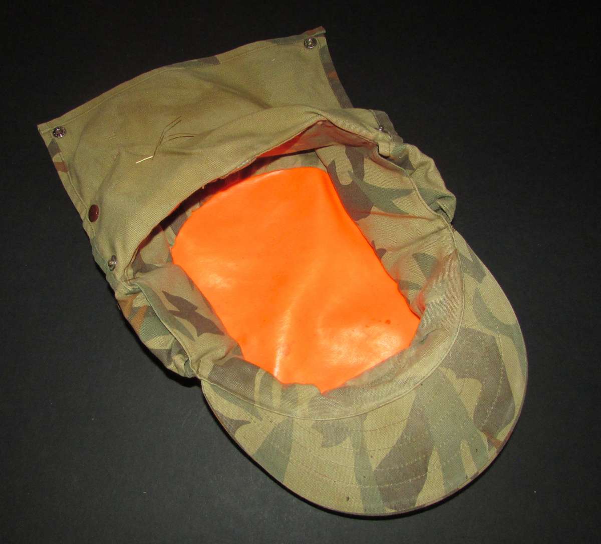 (Homelands) Bophutatswana Police Camo Flap Cap with Badge and Day-Glo ( Rare )