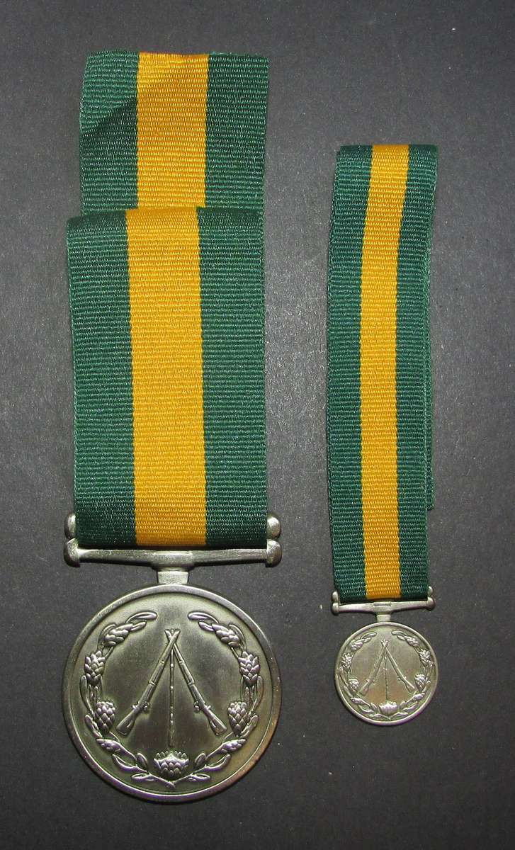 SADF - Full Size plus Miniature Commando Closure Medals