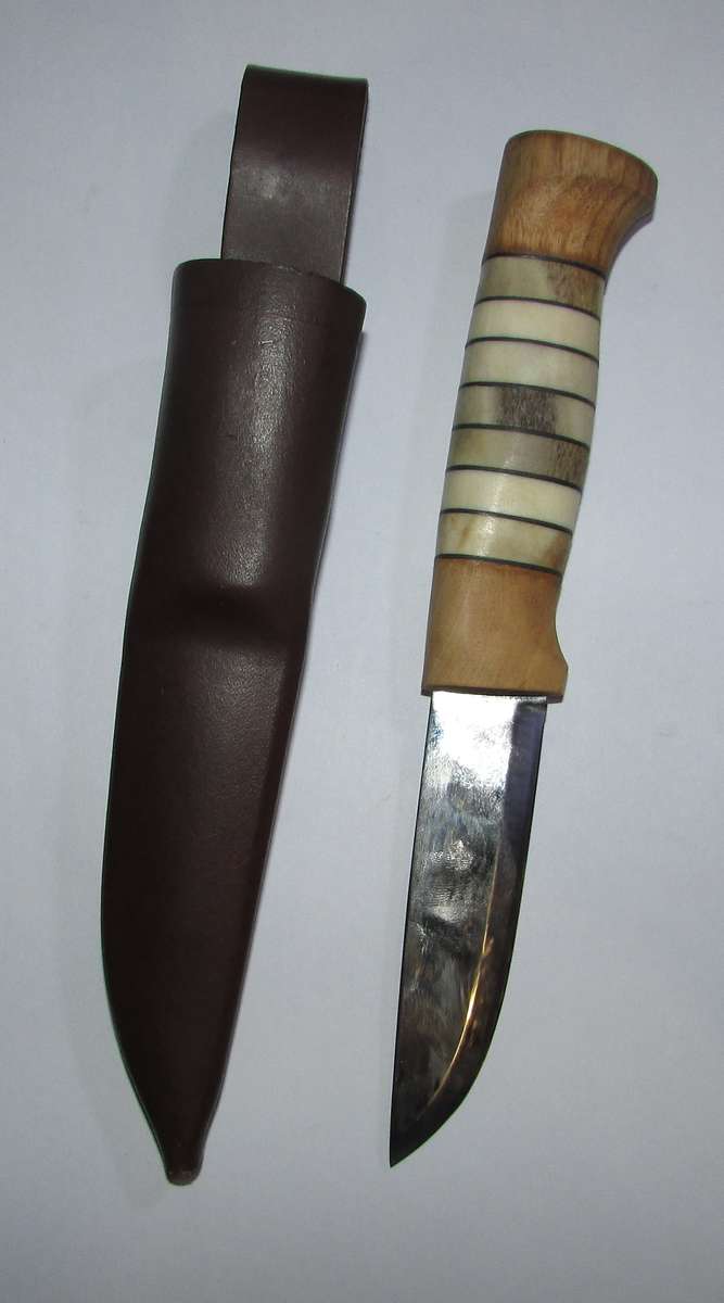 Helle Knifes ( Norway ) Odel 15