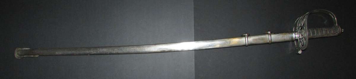 British Field Officers Sword "The Queens Own Regiment"